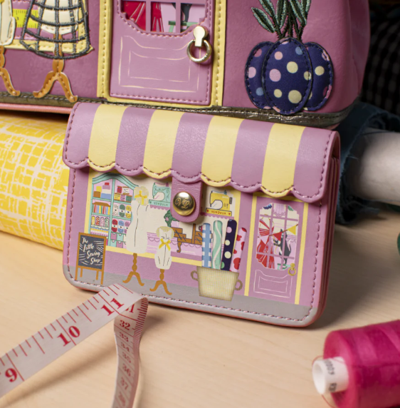 Vendula Sewing Shop Raspberry Edition Accordian Card Wallet