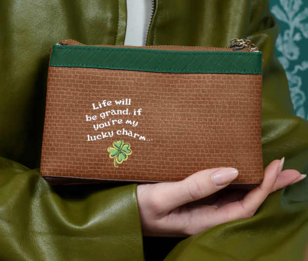 Vendula Clover Inn Double Zipper Coin Purse