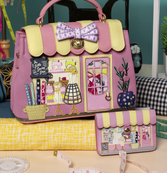 Vendula Sewing Shop Raspberry Edition Accordian Card Wallet